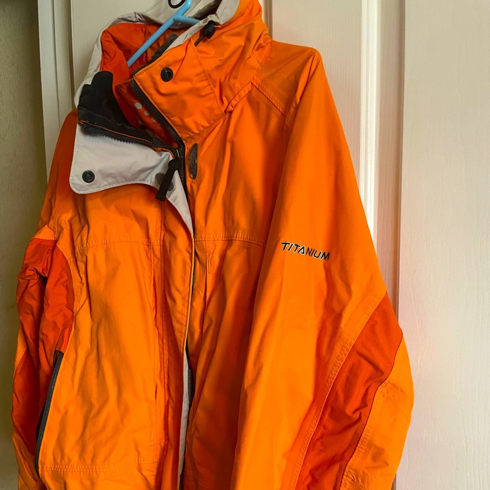 Columbia Titanium Ski Jacket with Hood
